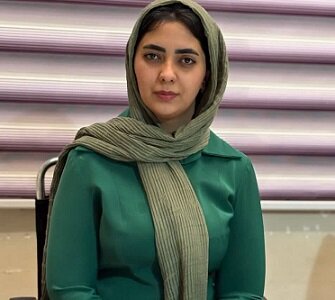 به دغدغه مادران دیگر می‌خندم