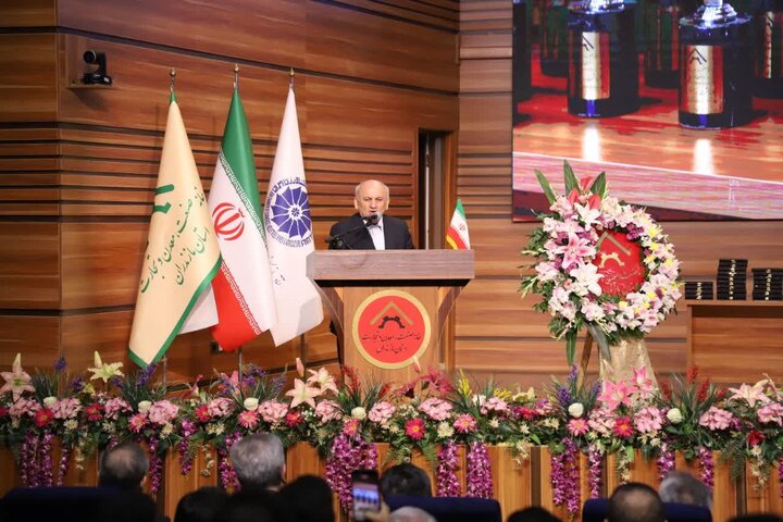 استاندار مازندران: کارآفرینانی که برای ساختن آمده‌اند نباید در پیچ‌وخم اداری گرفتار شوند