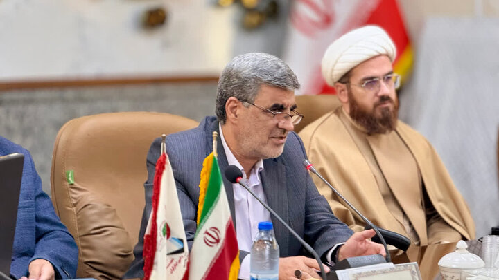 کتاب «سهم من از آسمان» رونمایی شد