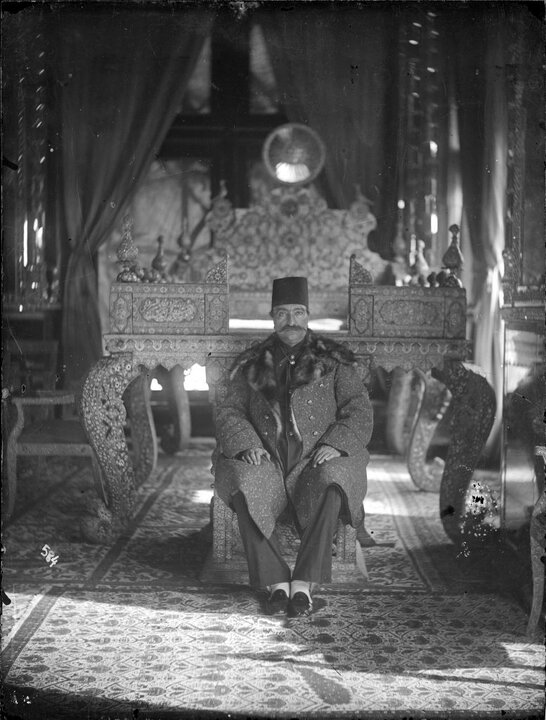 ثبت تاریخ ایران؛ از شاه تا مردم!