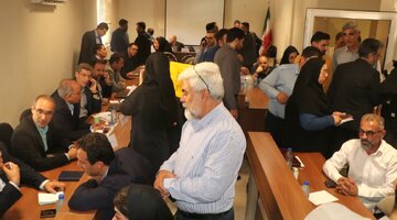 از ایمنی کارگاه‌ها تا بازنشستگی؛ دغدغه‌های جامعه کارگری و کارفرمایی گرمسار بررسی شد