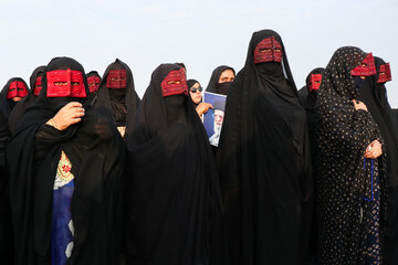 مراسم تشییع پیکر شهدای حمله جنایتکارانه آمریکا به یک مراسم عروسی در شهرستان سیریک - کوهستک