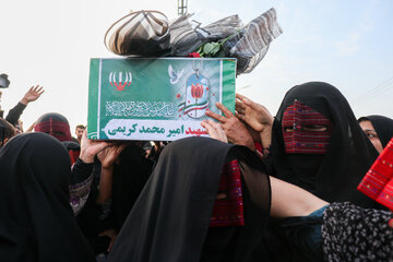 مراسم تشییع پیکر شهدای حمله جنایتکارانه آمریکا به یک مراسم عروسی در شهرستان سیریک - کوهستک