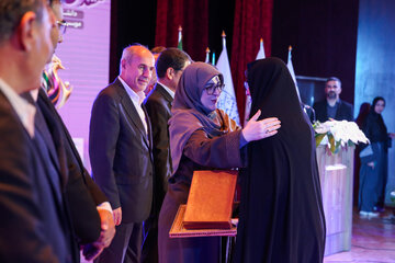 فاطمه مهاجرانی، سخنگوی دولت در پایان هفدهمین المپیاد دانشجویان دختر کشور - مشهد