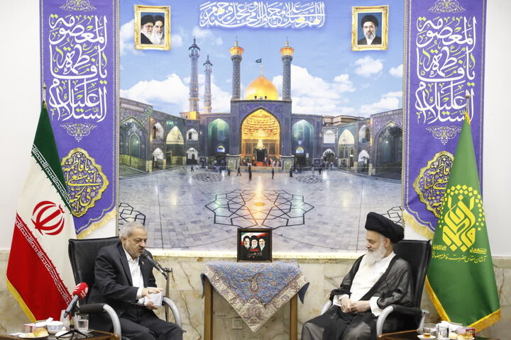 رئیس جامعه مدرسین حوزه علمیه: کتاب‌های درسی باید بر «علم نافع» استوار باشد