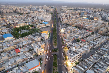 افزایش جمعیت در استان قم، ساخت واحد های مسکونی بلند مرتبه و آپارتمانی را در این شهر افزایش داده است.