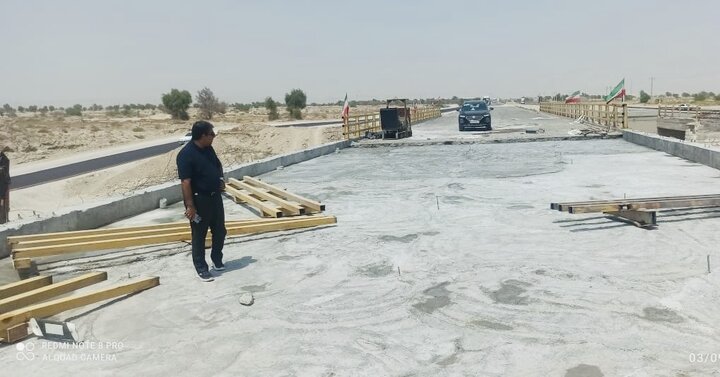 معاون استاندار هرمزگان:پل کهورستان - بندرخمیر ظرف یک هفته آینده افتتاح می‌شود