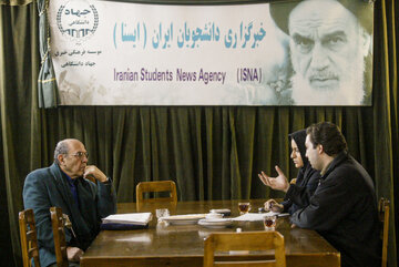 مصاحبه ایسنا با جواد مجابی _ 1384/11/14