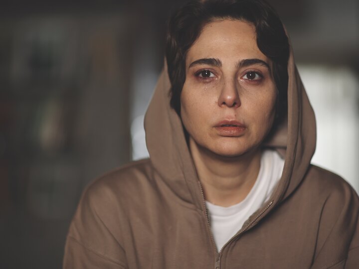 رونمایی از تصویر رعنا آزادی‌فر در «فیل»