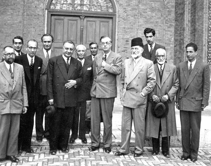 جهان ذهنی بدیع‌الزمان فروزانفر