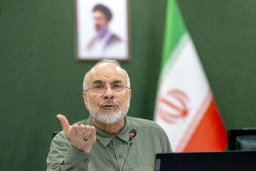 محمدباقر قالیباف، رییس مجلس شورای اسلامی در نشست علنی مجازی - ۱۵ شهریور