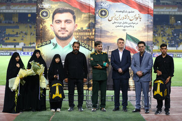 مراسم تجلیل از خانواده شهید مهدی مهدوی کیا