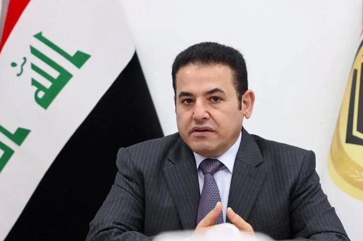 قاسم الاعرجی: آمریکا تجهیزات نظامی خود را از اقلیم کردستان خارج می‌کند