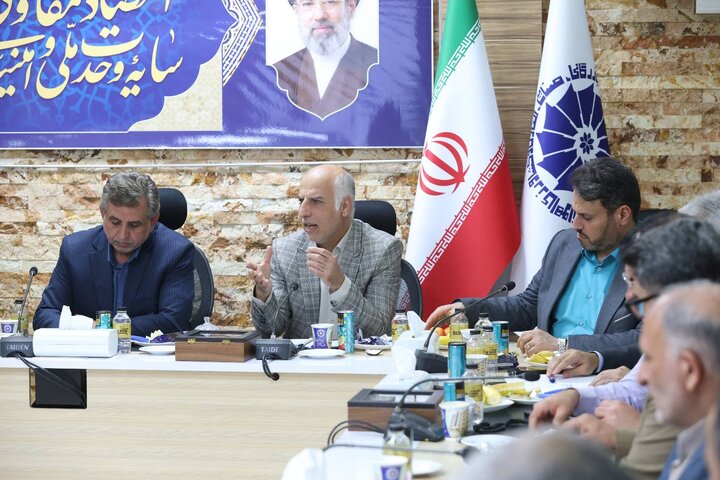کیفیت اشتغال و پایداری شغل‌ها هنوز در نظام پاسخگویی دستگاه‌های اجرایی خوزستان جایی ندارد