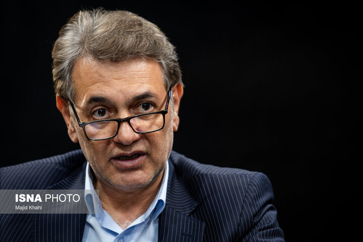 خانواده‌ها به دلیل هزینه‌های سنگین درمان بیماری‌ها نباید فقیر شوند/30 همت برای صندوق حمایت