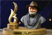 رونمایی از جدیدترین سردیس اکبر عبدی