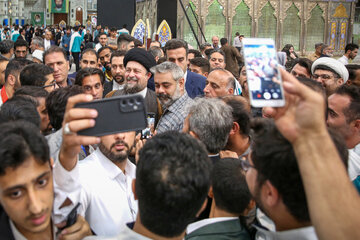 مراسم اختتامیه پنجمین جشنواره ملی «اتفاق» در حرم امام خمینی (ره)