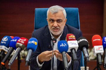 نشست خبری مرتضی دهقان، مدیرعامل شرکت فرودگاه ها