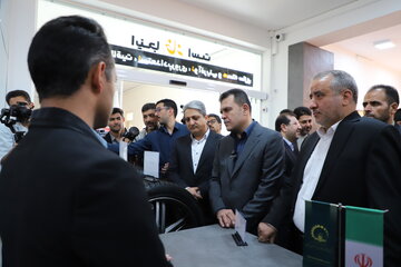 بازدید معاون علمی، فناوری و اقتصاد دانش‌بنیان رئیس‌جمهور از شرکت‌های دانش بنیان خراسان جنوبی