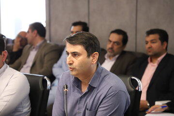 نشست صمیمی نخبگان خراسان جنوبی با معاون علمی، فناوری و اقتصاد دانش‌بنیان رئیس‌جمهور 