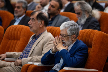  غلامعلی حداد عادل در همایش جایزه ملی شهید باهنر