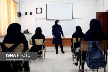 تبدیل کتابخانه‌ها و آزمایشگاه‌ها به کلاس برای جبران کمبود فضای مدارس خوزستان 