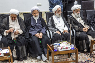 دیدار محمد رضا عارف معاون اول رییس جمهور با اعضای جامعه مدرسین حوزه علمیه قم در اولین روز سفر به قم