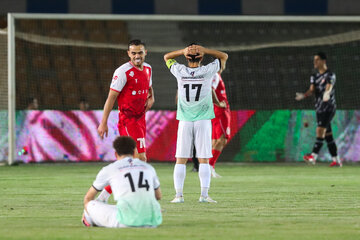 هفته ششم لیگ برتر فوتبال ایران؛ پرسپولیس - ذوب‌آهن