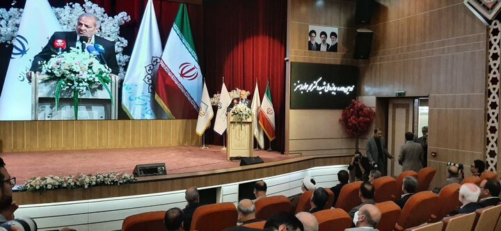 رجایی و باهنر همچنان اسوه دولت تراز هستند