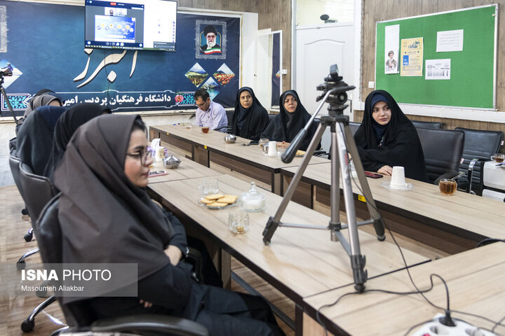 پاسخ به پرسش‌های نسل جدید درباره دین نیازمند شناخت و گفت‌وگوی علمی است