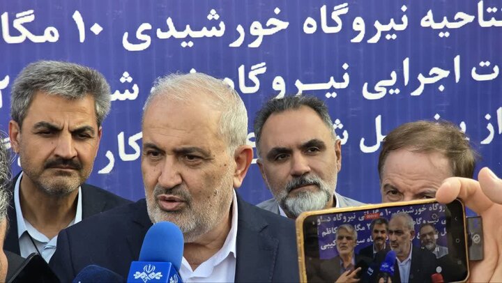 فرماندار پاکدشت: توسعه انرژیهای خورشیدی به کاهش ناترازی برق کمک میکند