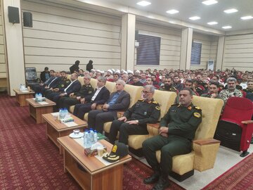 برگزاری مراسم تکریم و معارفه فرمانده انتظامی شرق استان تهران‌