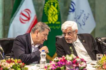 جلسه دومین کارگروه ملی زیارت با حضور محمد رضا عارف معاون اول رییس جمهور در روز دوم سفر به قم