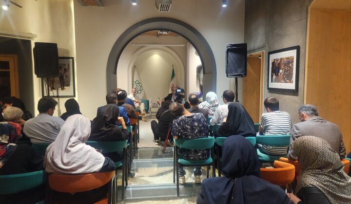 محمدمهدی فرقانی: ایستادن در قطب خیر روزنامه‌نگاری تاوان دارد