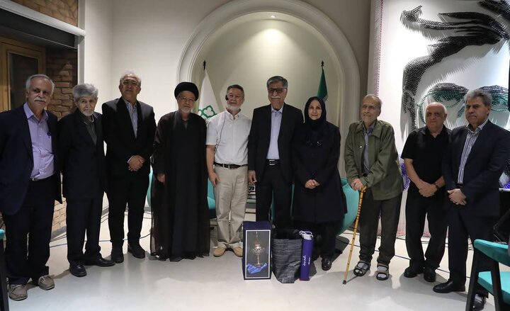 محمدمهدی فرقانی: ایستادن در قطب خیر روزنامه‌نگاری تاوان دارد