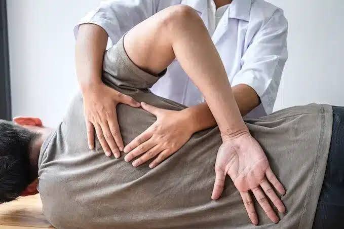 چه دردهایی با فیزیوتراپی بهبود می‌یابند؟