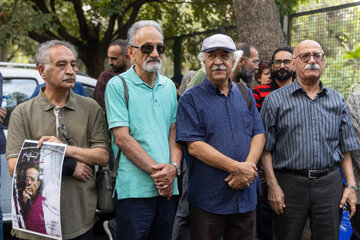 مراسم تشییع پیکر جواد مجابی