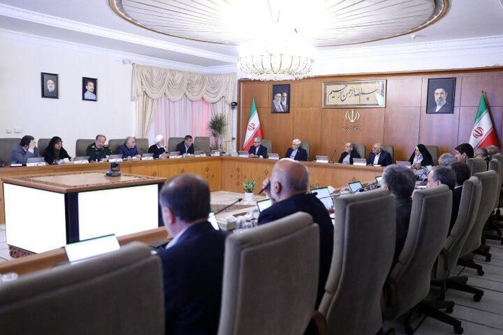 قدردانی پزشکیان از همراهی مردم و عوامل اجرایی در اجرای طرح بنزین