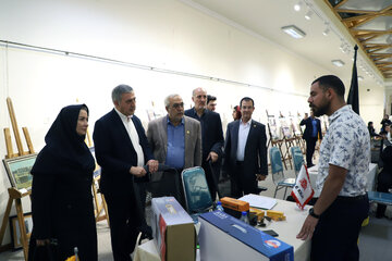 خسرو کنعانی رئیس سازمان جهاد دانشگاهی آذربایجان شرقی در تالار مذاکرات اقتصادی و سرمایه‌گذاری با هدف توسعه مراودات تجاری - تبریز