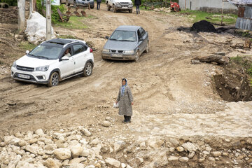 بازدید «حسین ساجدی نیا» رئیس سازمان مدیریت بحران کشور از مناطق سیل زده روستای بازیارخیل از توابع بخش مرکزی شهرستان میاندورود استان مازندران