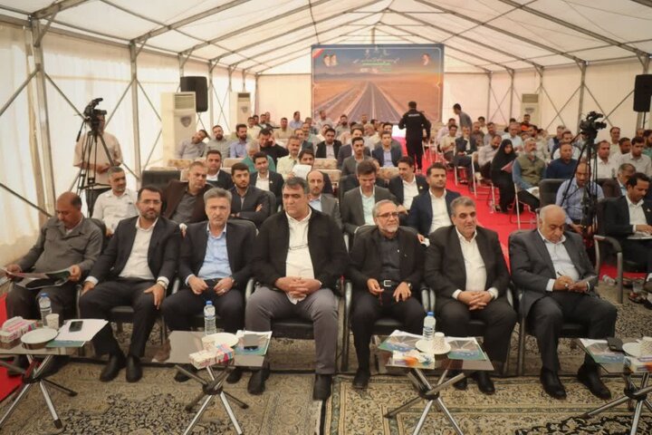 آیین افتتاح وبیناری ۳۱/۵ کیلومتر راه اصلی و آزادراهی توسط وزیر راه در استان سمنان