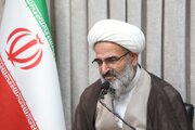 امام جمعه سمنان: دشمن سیاست «اختلاف بیانداز و حکومت کن» را دنبال می کند