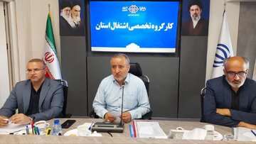 استاندار خراسان جنوبی: باید از تعطیلی واحدهای فعال جلوگیری کنیم