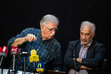 همایون اسعدیان، مدیرعامل و محمدمهدی عسگرپور، رییس هیات رئیسه خانه سینما در نشست خبری خانه سینما