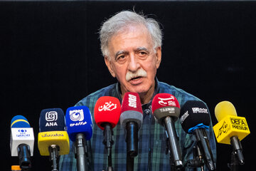 همایون اسعدیان، مدیرعامل خانه سینما در نشست خبری