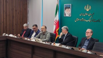 دیدار فرمانده سپاه کربلا با وزیر ارشاد؛ فعالیت ۲۵ کمیته تخصصی کنگره ملی شهدای مازندران