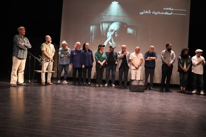 یک دقیقه تعظیم به تئاتر؛ شبی که هنرمندان از سعید ذهنی گفتند