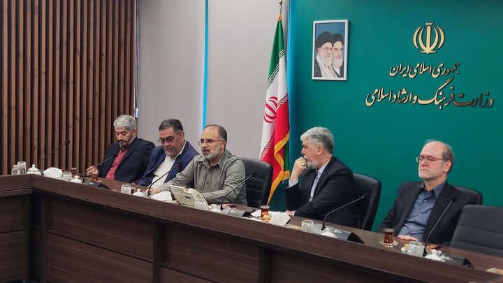 دیدار فرمانده سپاه کربلا با وزیر ارشاد؛ فعالیت ۲۵ کمیته تخصصی کنگره ملی شهدای مازندران