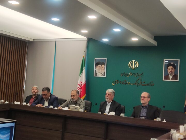 وزیر فرهنگ و ارشاد اسلامی: شهدا مسیر اصلی تولید قدرت نرم برای کشور هستند