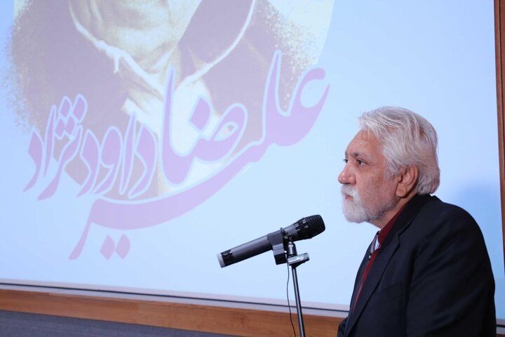 علیرضا داودنژاد نشاندار شد/ بوسه «زهرا» بر دستان پدر در فقدان «رضا»